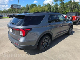 2025 Ford Explorer ST - miniatura 3
