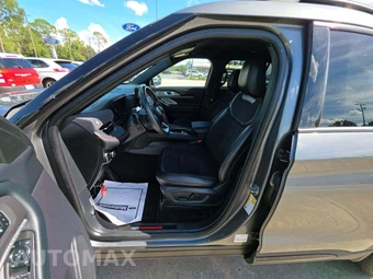2025 Ford Explorer ST - miniatura 6