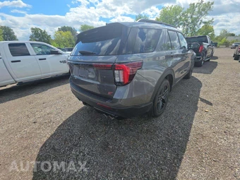 2025 Ford Explorer ST - miniatura 3