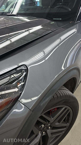 2025 Ford Explorer ST - miniatura 23