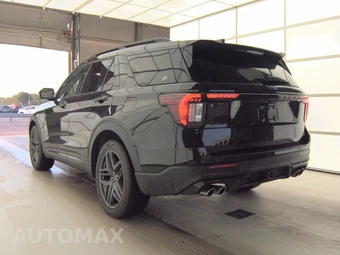 2025 Ford Explorer ST - miniatura 6