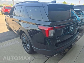 2025 Ford Explorer ST - miniatura 2