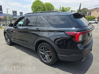 2025 Ford Explorer ST - miniatura 2