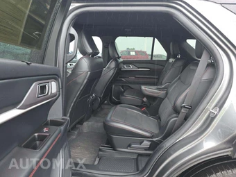 2025 Ford Explorer ST - miniatura 10