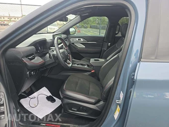 2025 Ford Explorer ST - miniatura 3