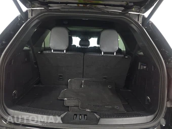 2025 Ford Explorer ST - miniatura 17