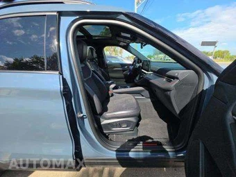 2025 Ford Explorer ST - miniatura 19