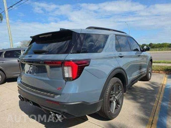 2025 Ford Explorer ST - miniatura 3