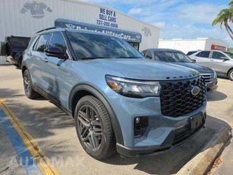 2025 Ford Explorer ST - miniatura 4