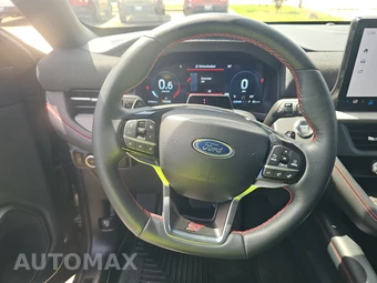 2025 Ford Explorer ST - miniatura 10