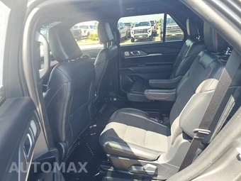 2025 Ford Explorer ST - miniatura 13