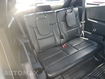 2025 Ford Explorer ST - miniatura 14