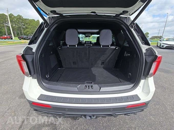 2025 Ford Explorer ST - miniatura 12