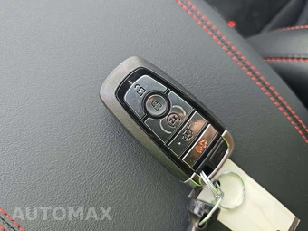 2025 Ford Explorer ST - miniatura 5