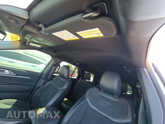 2025 Ford Explorer ST - miniatura 11