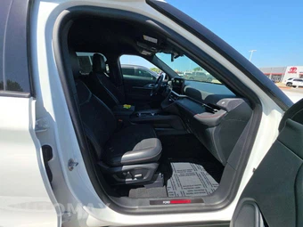 2025 Ford Explorer ST - miniatura 19