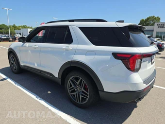 2025 Ford Explorer ST - miniatura 2