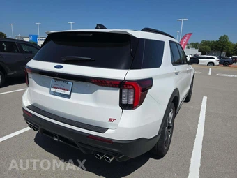 2025 Ford Explorer ST - miniatura 3
