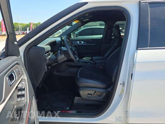 2025 Ford Explorer ST - miniatura 6