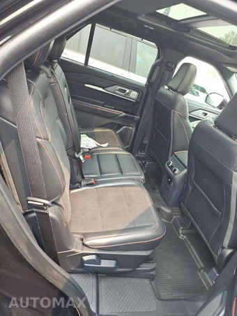 2025 Ford Explorer ST - miniatura 16
