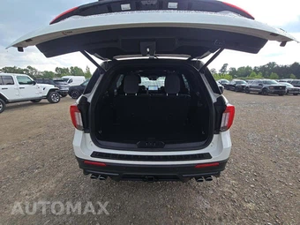 2025 Ford Explorer ST - miniatura 12