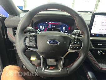 2025 Ford Explorer ST - miniatura 10
