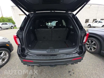 2025 Ford Explorer ST - miniatura 15