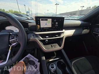 2025 Ford Explorer ST - miniatura 10