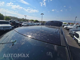 2025 Ford Explorer ST - miniatura 12