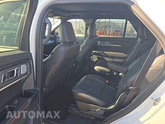 2025 Ford Explorer ST - miniatura 13