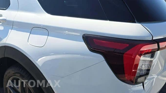 2025 Ford Explorer ST - miniatura 29