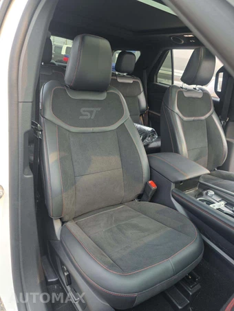 2025 Ford Explorer ST - miniatura 19