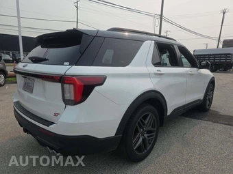 2025 Ford Explorer ST - miniatura 3