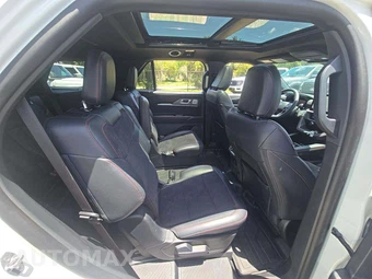 2025 Ford Explorer ST - miniatura 17