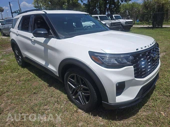 2025 Ford Explorer ST - miniatura 4