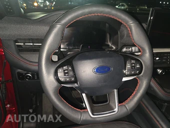 2025 Ford Explorer ST-Line - miniatura 10