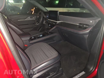 2025 Ford Explorer ST-Line - miniatura 8