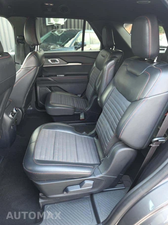 2025 Ford Explorer ST-Line - miniatura 13