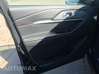 2025 Ford Explorer ST-Line - miniatura 9