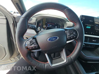 2025 Ford Explorer ST-Line - miniatura 10