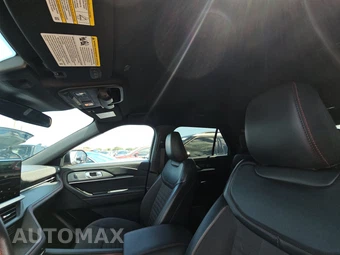 2025 Ford Explorer ST-Line - miniatura 18