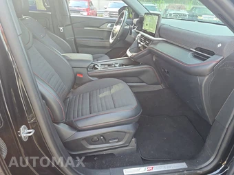 2025 Ford Explorer ST-Line - miniatura 8