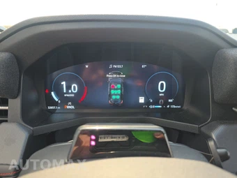 2025 Ford Explorer ST-Line - miniatura 12