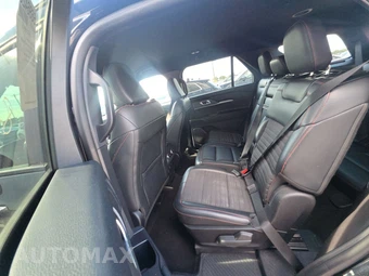 2025 Ford Explorer ST-Line - miniatura 13