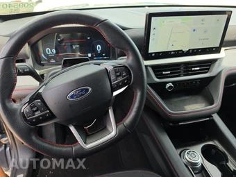2025 Ford Explorer ST-Line - miniatura 11