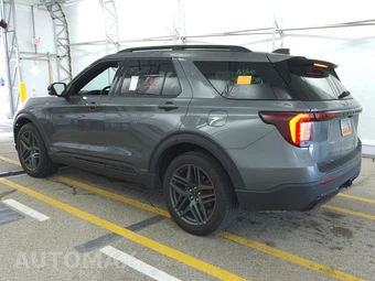 2025 Ford Explorer ST-Line - miniatura 6