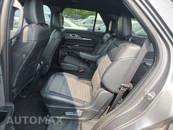 2025 Ford Explorer ST-Line - miniatura 13