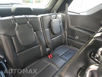 2025 Ford Explorer ST-Line - miniatura 14