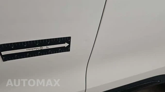 2025 Ford Explorer ST-Line - miniatura 25