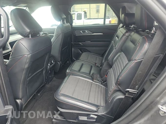 2025 Ford Explorer ST-Line - miniatura 13
